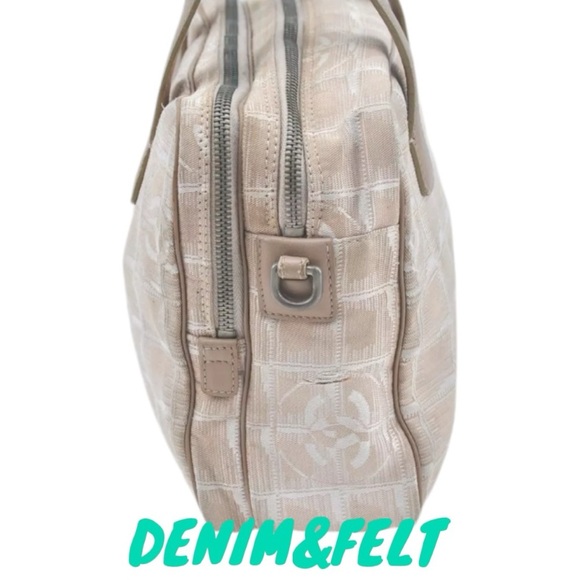 CHANEL Nylon/Leather New Travel Line 2Way Shoulder/Hand Bag/Tote | Beige 🖤 - Picture 4 of 16